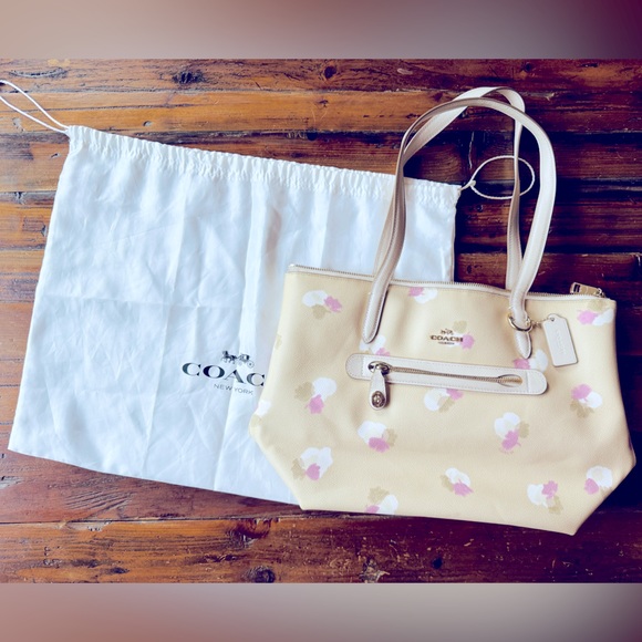 Coach Floral Brentwood Taylor Leather Tote Purse - Picture 7 of 10